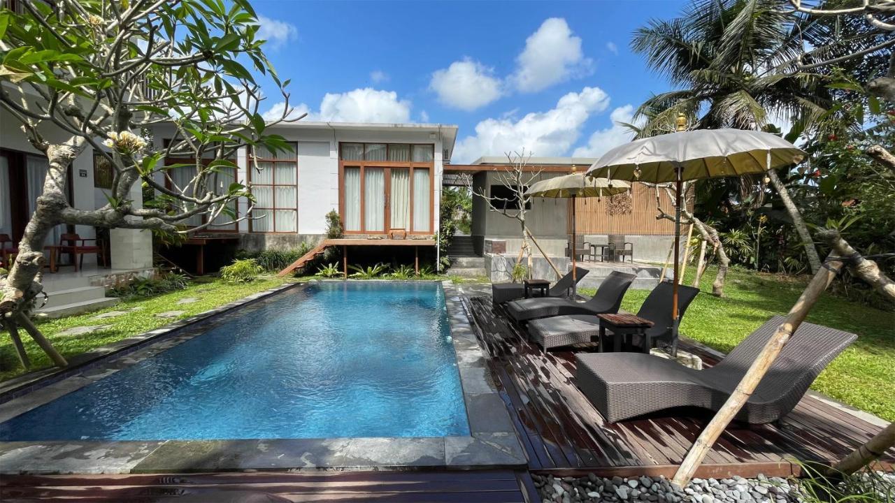 Hotel Suarsena Bisma à Ubud Extérieur photo