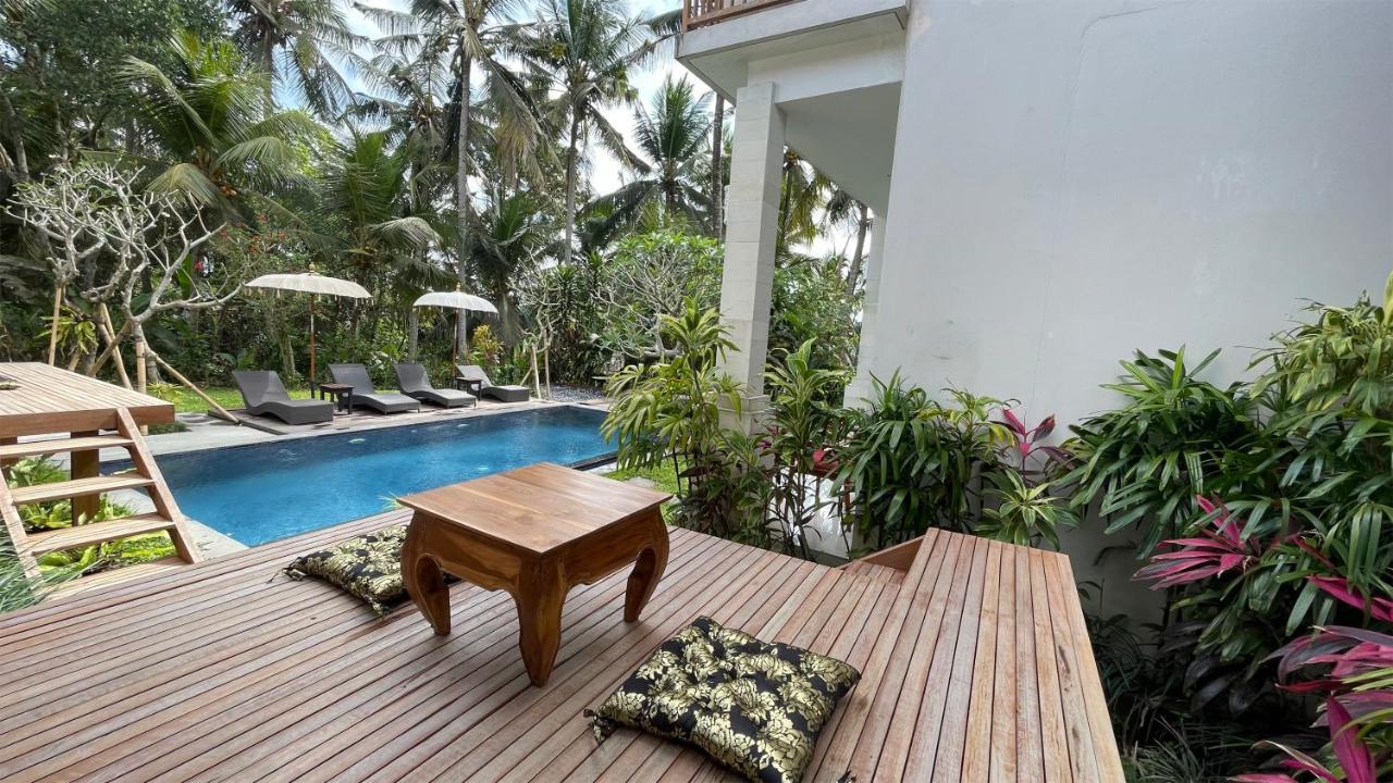 Hotel Suarsena Bisma à Ubud Extérieur photo