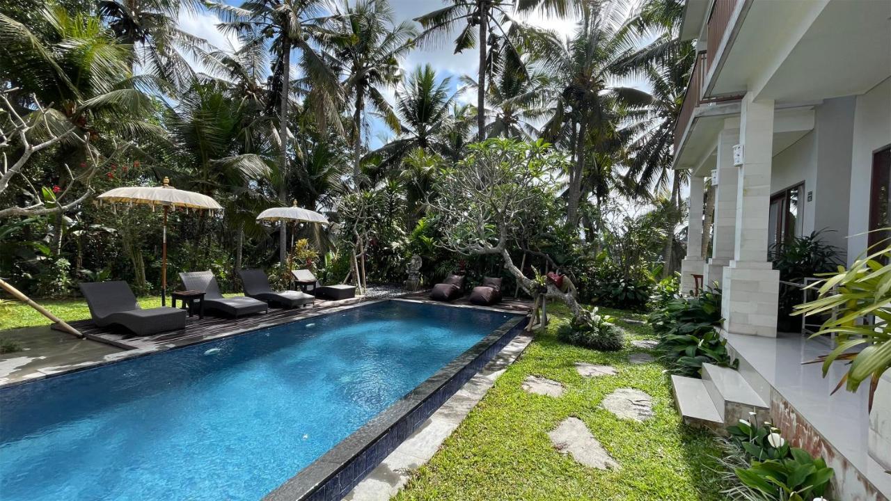 Hotel Suarsena Bisma à Ubud Extérieur photo